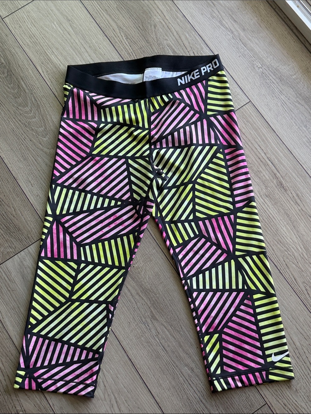 Nike Pro Girls Neon Pink & Lime Geometric Capri Leggings
